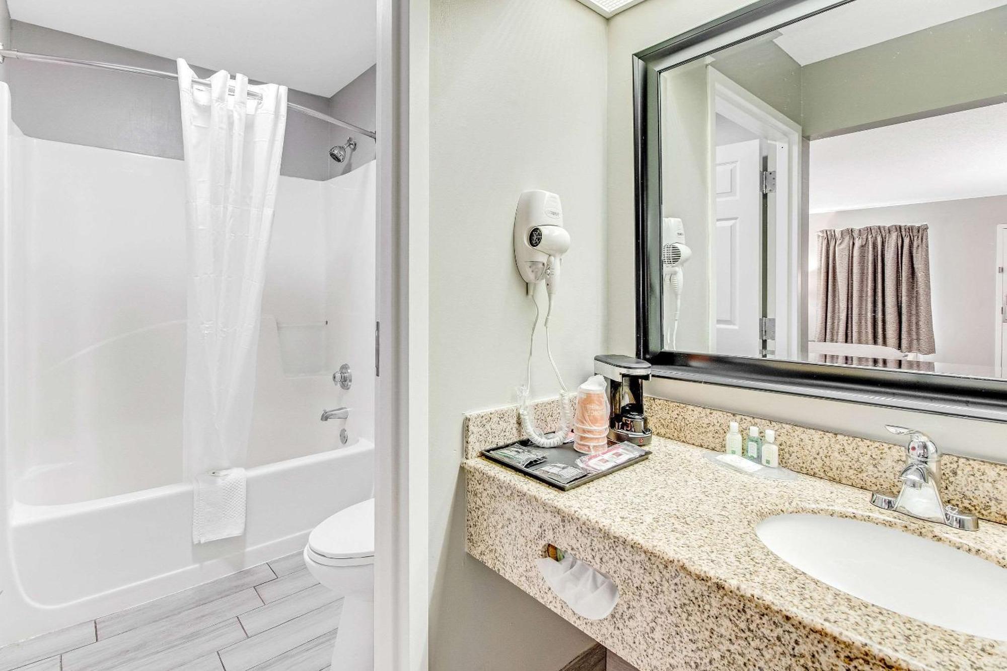 Quality Inn - White House Dış mekan fotoğraf